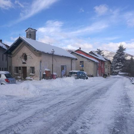 Un Coccodrillo A Frassino Panzió Calizzano Kültér fotó